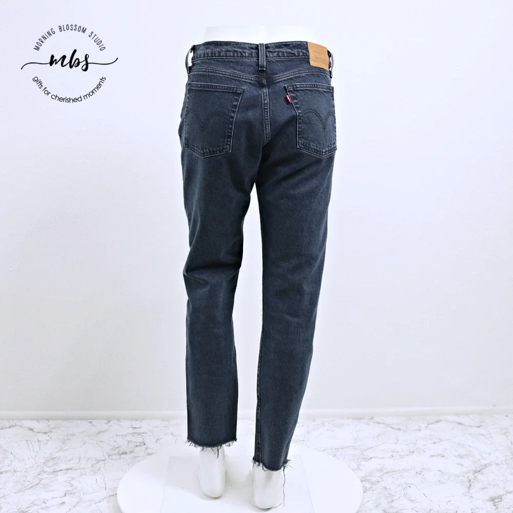 Levi's Premium Wedgie Distressed Button Fly Cropped Raw Hem Jeans Blue Women 28